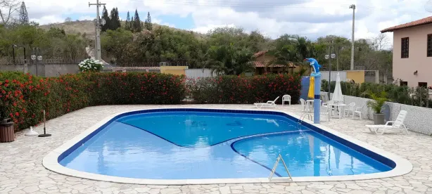 Casa de Condomínio com 5 Quartos para alugar, 256m² no Gravatá Centro, Gravatá