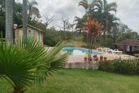 Fazenda/Sítio com 8 Quartos à venda, 327m² no Faria, Barbacena