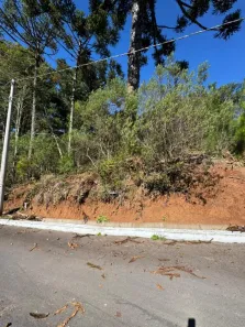 Lote/Terreno à venda, 450m² no Dutra, Gramado