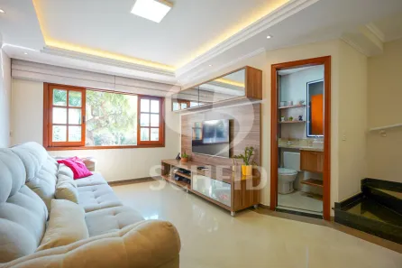 Casa com 3 Quartos à venda, 160m² no Vila Romano, São Paulo