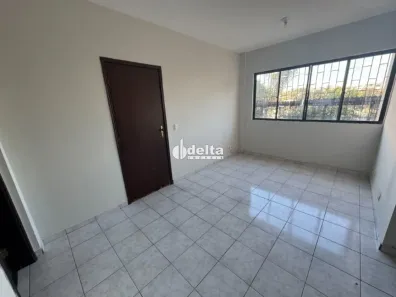 Apartamento com 3 Quartos à venda, 64m² no Presidente Roosevelt, Uberlândia