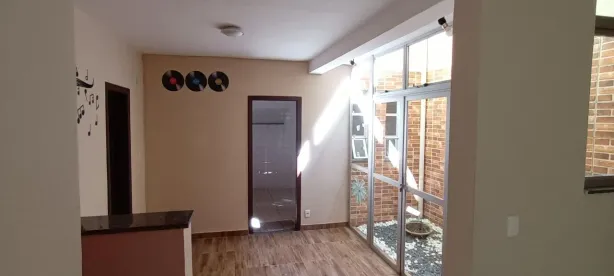 Casa com 3 Quartos à venda, 110m² no Heliópolis, Belo Horizonte