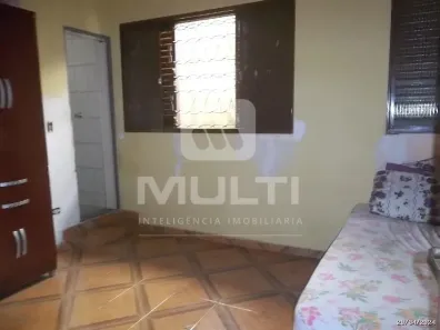 Casa com 3 Quartos à venda, 250m² no Alto Umuarama, Uberlândia