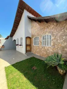 Casa com 3 Quartos à venda, 165m² no Conjunto Guanabara, Uberaba