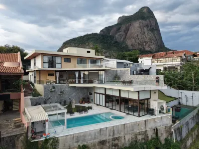 Casa com 5 Quartos à venda, 750m² no Joá, Rio de Janeiro