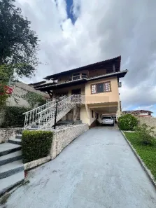 Casa com 4 Quartos à venda, 303m² no Maria Paula, Niterói
