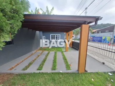 Casa com 2 Quartos para alugar, 80m² no Rio Tavares, Florianópolis