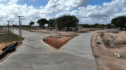 Lote/Terreno à venda, 250m² no Mestre Antônio, Caucaia