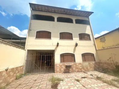 Casa com 4 Quartos à venda, 310m² no Centro, Nilópolis