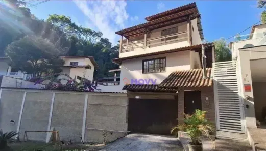 Casa com 3 Quartos à venda, 257m² no Baldeador, Niterói