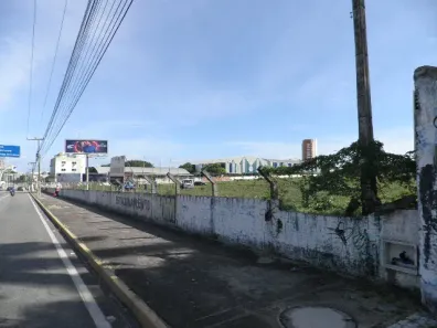 Lote/Terreno para alugar, 8425m² no Edson Queiroz, Fortaleza