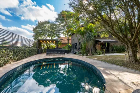 Casa com 5 Quartos para alugar, 1200m² no Morumbi, São Paulo