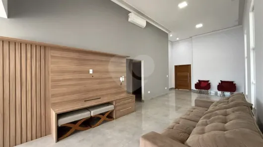 Casa de Condomínio com 3 Quartos para alugar, 180m² no Ondas, Piracicaba
