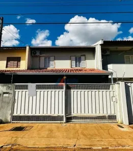 Casa com 3 Quartos à venda, 182m² no Jardim Albatroz, Londrina