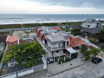 Sobrado com 3 Quartos à venda, 113m² no Balneário Albatroz, Matinhos
