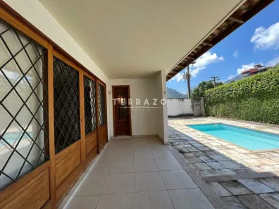 Casa com 3 Quartos à venda, 250m² no Nossa Senhora de Fátima, Teresópolis