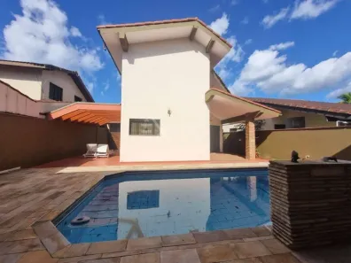Casa com 2 Quartos à venda, 205m² no Centro, Bertioga