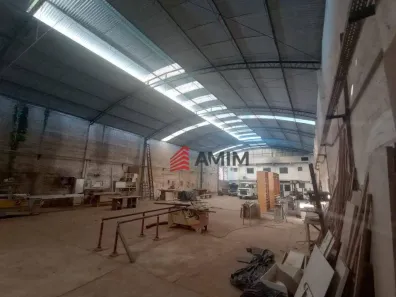 Galpão/Depósito/Armazém à venda, 1200m² no Bom Retiro, São Gonçalo