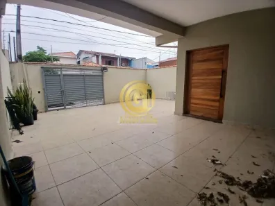 Sobrado com 3 Quartos à venda, 260m² no Cidade Jardim, Jacareí