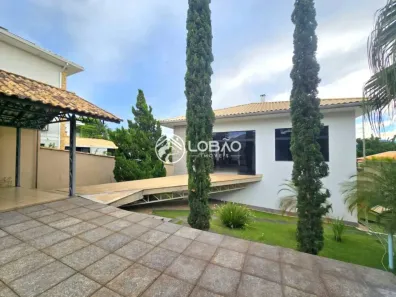 Sobrado com 4 Quartos à venda, 496m² no Jardim Brasília, Resende