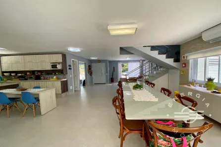 Casa com 6 Quartos à venda, 250m² no Riviera, Bertioga