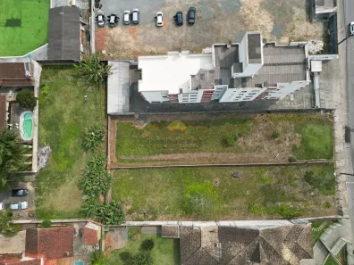 Lote/Terreno à venda, 2206m² no Floresta, Joinville