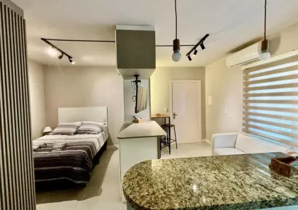 Kitnet com 1 Quarto à venda, 26m² no Mont Serrat, Porto Alegre