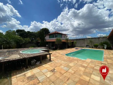 Casa de Condomínio com 3 Quartos à venda, 180m² no Quintas da Jangada - 2ª Seção, Ibirité