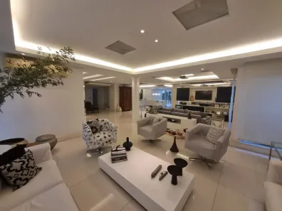 Casa com 5 Quartos à venda, 550m² no Camboinhas, Niterói