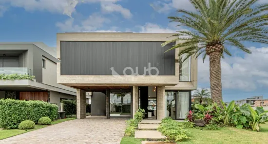 Sobrado com 5 Quartos à venda, 421m² no , Xangri-Lá
