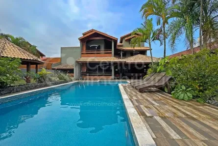 Casa com 5 Quartos à venda, 366m² no Estância Balneária Convento Velho, Peruíbe