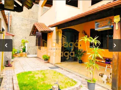 Casa com 3 Quartos à venda, 192m² no Dom Bosco, Belo Horizonte