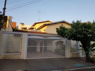 Sobrado com 4 Quartos à venda, 224m² no Jardim Presidente, Londrina