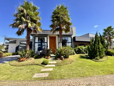 Casa de Condomínio com 4 Quartos à venda, 197m² no , Xangri-Lá