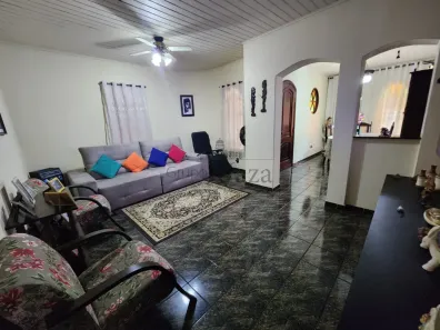 Casa com 3 Quartos à venda, 250m² no Jardim Satélite, São José dos Campos
