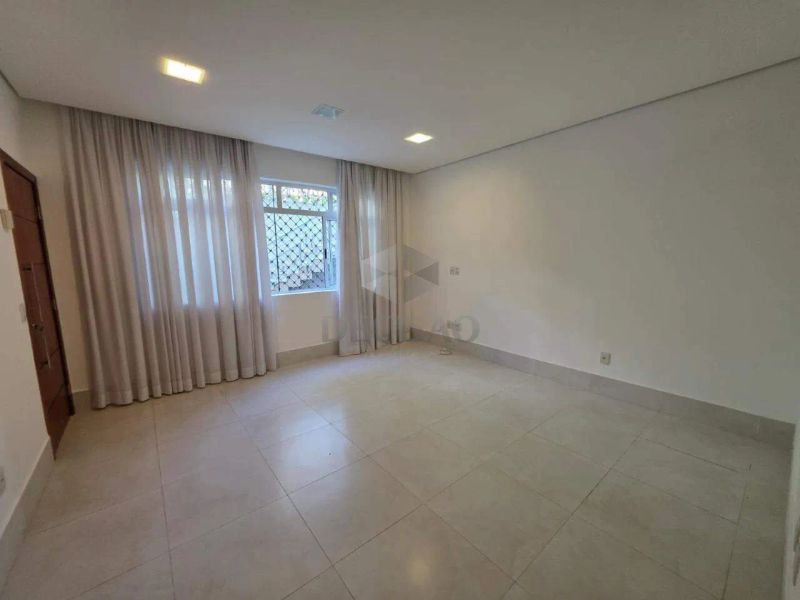Apartamento com 3 quartos — Santa Efigênia, Belo Horizonte