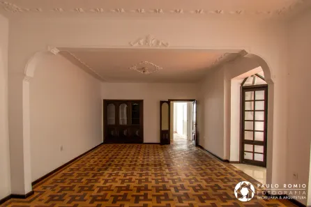Apartamento com 2 Quartos para alugar, 130m² no Floresta, Porto Alegre