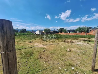 Lote/Terreno à venda, 300m² no Balneário dos Golfinhos, Caraguatatuba