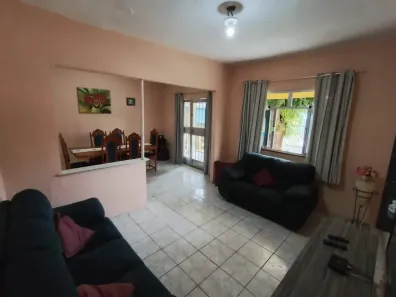 Casa com 5 Quartos à venda, 218m² no Dois Irmãos, Nova Iguaçu