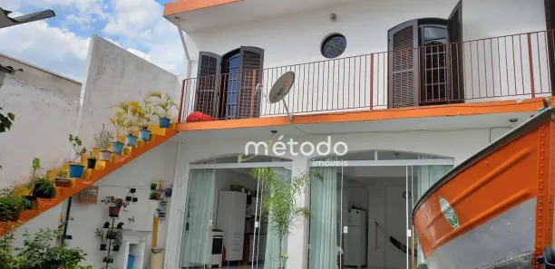 Sobrado com 4 Quartos à venda, 90m² no Centro, Guararema