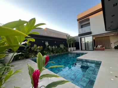 Sobrado com 3 Quartos à venda, 269m² no Parque Franville, Franca