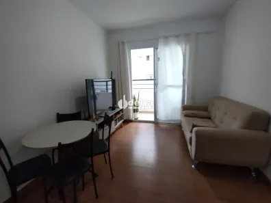 Apartamento com 2 Quartos para alugar, 45m² no Martins, Uberlândia