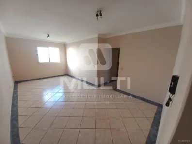 Apartamento com 3 Quartos para alugar, 100m² no Santa Mônica, Uberlândia