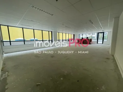 Sala Comercial para alugar, 242m² no Pinheiros, São Paulo