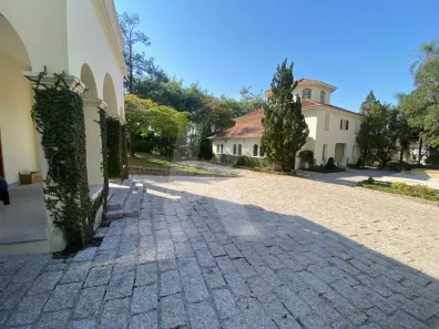 Casa com 20 Quartos para alugar, 845m² no Vila Albertina, São Paulo