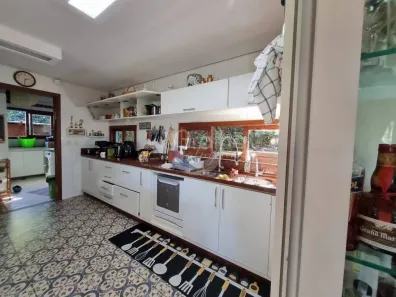 Casa com 5 Quartos para alugar, 276m² no Campeche, Florianópolis