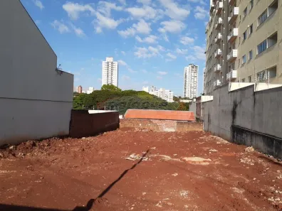 Lote/Terreno à venda, 600m² no Zona 08, Maringá