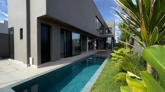 Casa de Condomínio com 4 Quartos à venda, 277m² no Morada da Colina, Uberlândia