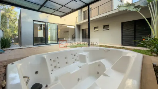 Casa de Condomínio com 3 Quartos para alugar, 210m² no Condomínio Residencial Euroville, Bragança Paulista