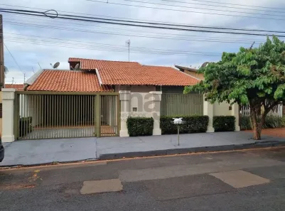 Casa com 3 Quartos para alugar, 260m² no Residencial Santa Filomena, São José do Rio Preto